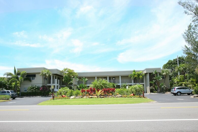 Hotel The Beach On Longboat Key By Rva