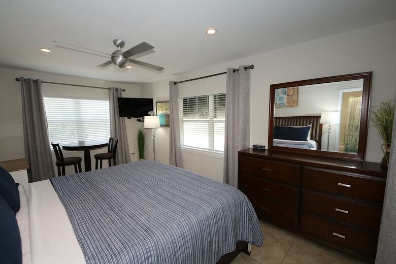 Hotel The Beach On Longboat Key By Rva