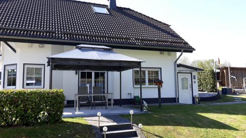Apartamento Fewo Meyer Mit Pool & Gartensauna