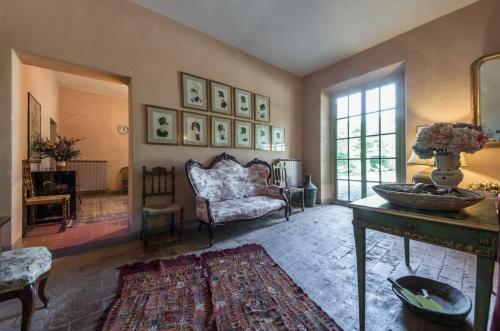 Villa Iole