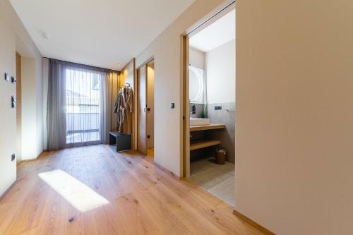 Apartamento Rienz Alpine City Lofts And Suites