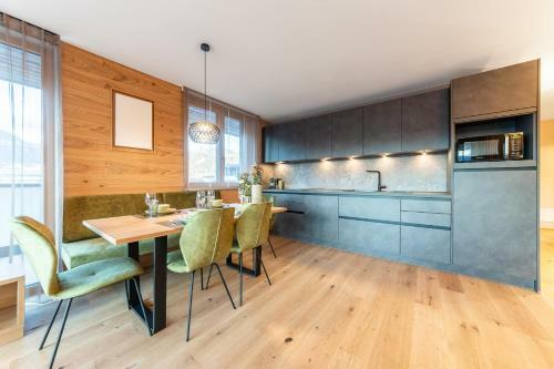 Apartamento Rienz Alpine City Lofts And Suites