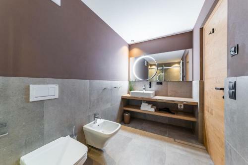 Apartamento Rienz Alpine City Lofts And Suites