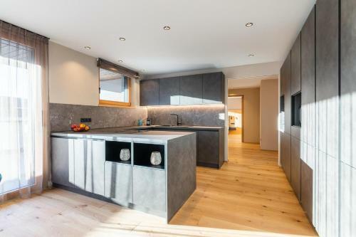 Apartamento Rienz Alpine City Lofts And Suites