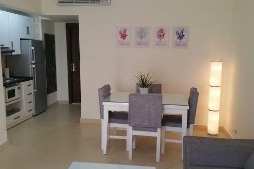 One- Bedroom Apartment S3 In Vip Zone Sunny Lakes