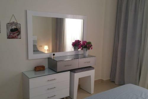 One- Bedroom Apartment S3 In Vip Zone Sunny Lakes
