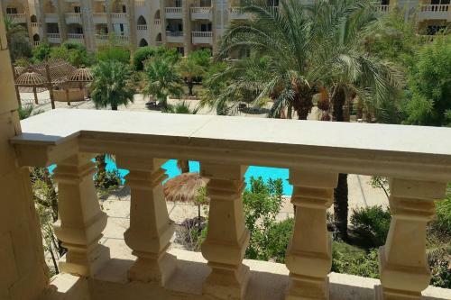 One- Bedroom Apartment S3 In Vip Zone Sunny Lakes