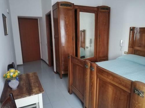 Hostal Residenza Santa Valeria 2
