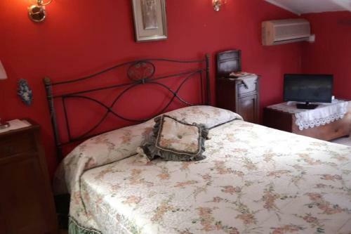 Palazzetto Rosso Famiglia Calabrese
