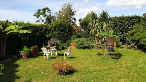 Bed & Breakfast Chambres Du Petit Bonheur