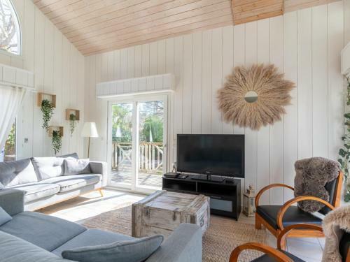 Villa Biscarrosse, 4 Pi�ces, 10 Personnes - Fr-1-319-450