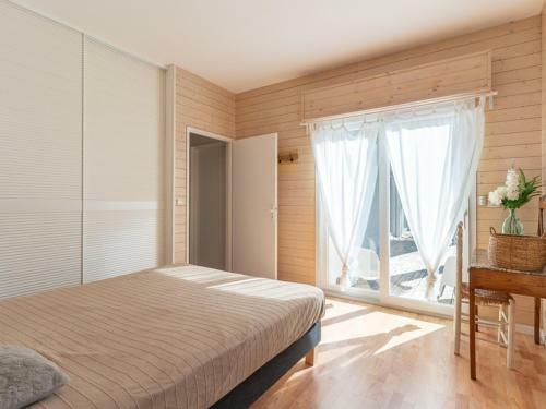 Villa Biscarrosse, 4 Pi�ces, 10 Personnes - Fr-1-319-450