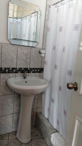 Bed & Breakfast Residencial Carlos
