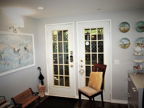 Along River Ridge Bed & Breakfast
