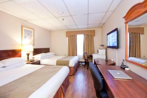 Hotel Provost Motor Inn