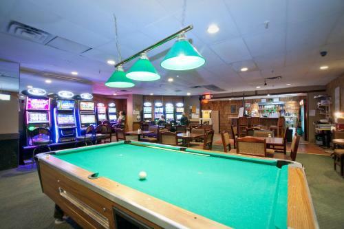 Hotel Provost Motor Inn