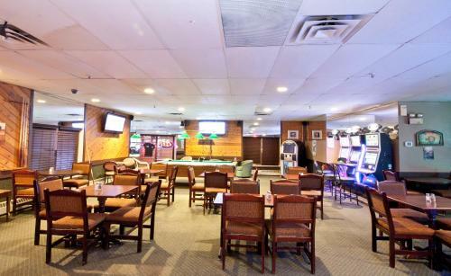 Hotel Provost Motor Inn