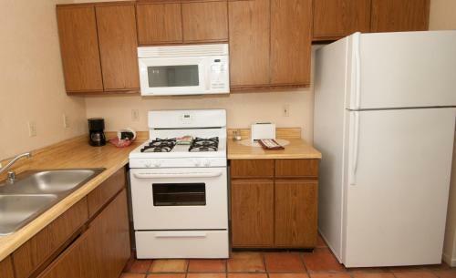 Sunnyvale Garden Suites Hotel