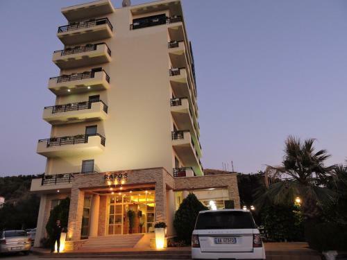 Rapos Resort Hotel