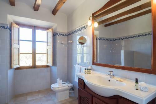 Aparthotel Can Estades
