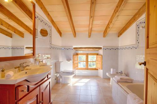 Aparthotel Can Estades