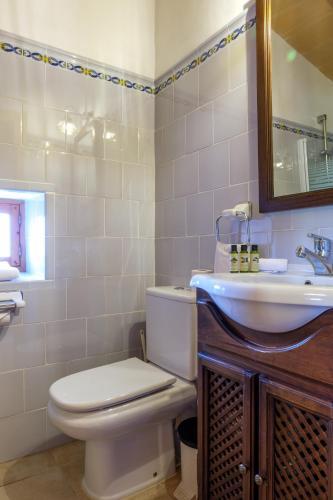 Aparthotel Can Estades
