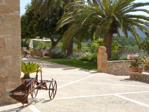 Aparthotel Can Estades