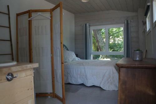 Maison En Bordure De For�t, Proche Du Lac.