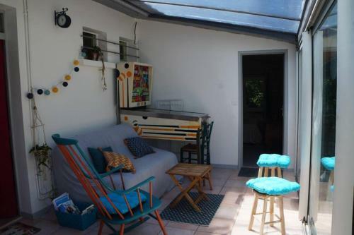 Maison En Bordure De For�t, Proche Du Lac.