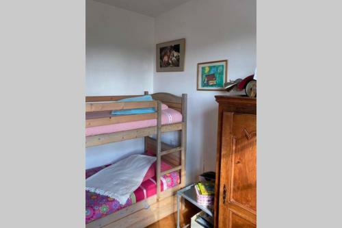 Petite Villa/ Id�alement Situ�e.