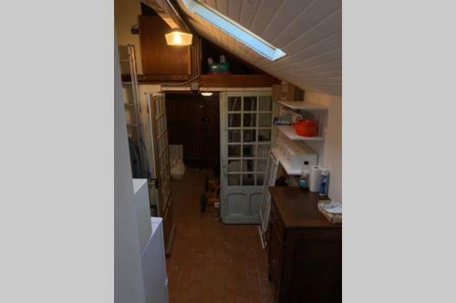 Petite Villa/ Id�alement Situ�e.