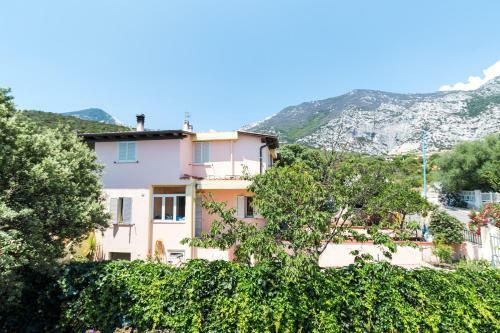 Apartamento Calagonone Villetta Con Giardino E Barbecue