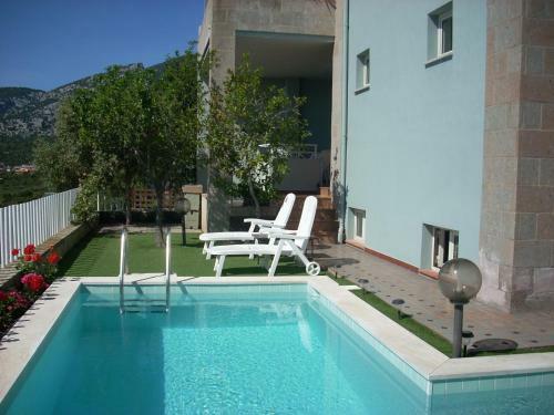 Appartamento Uso Piscina