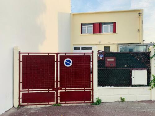 Maison Bondy Face Gare