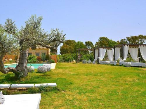 Holiday Home In Caltagirone With A Private Swimming Pool