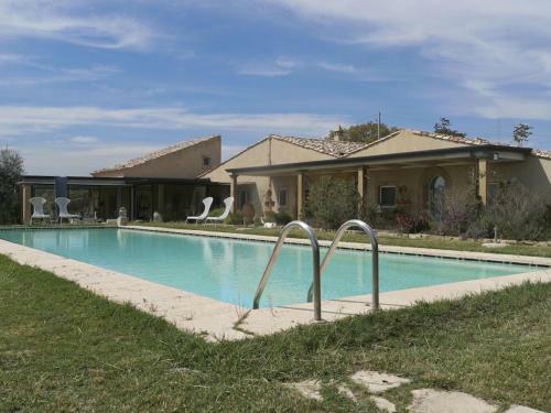 Holiday Home In Caltagirone With A Private Swimming Pool