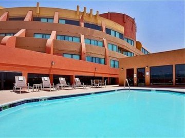 Holiday Inn Hotel & Suites Anaheim - Fullerton