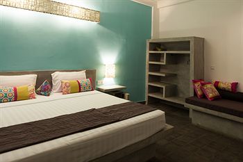 Hotel The 252