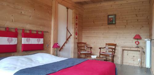 Hostal Le Jura En Toutes Saisons