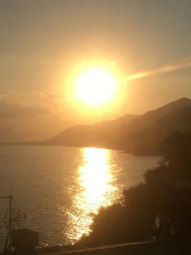 Casetta Del Marinaio B&B Apartment With Sea View