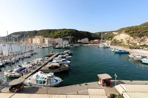 Apartamento Superbe T3 Sur La Marina de Bonifacio