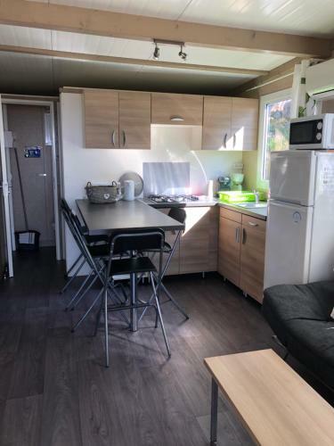 Les Chalets De La Residence A Santa Trinita
