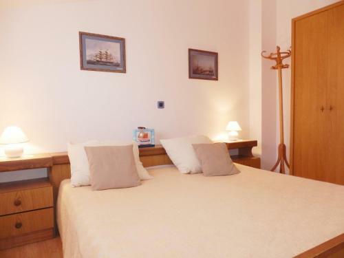 Apartments Med - With Terrace