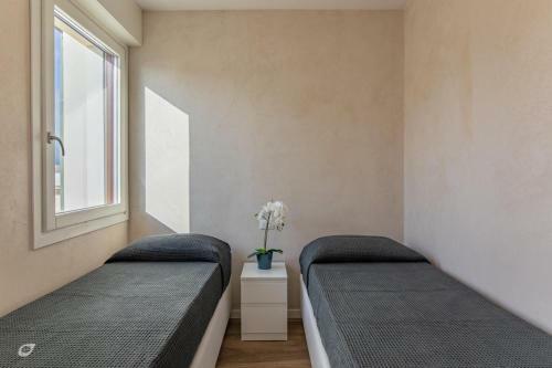 Apartamento Beachfront Penthouse With Jacuzzi And Private Parking