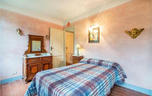 Awesome Home In Camaiore With Wifi And 3 Bedrooms