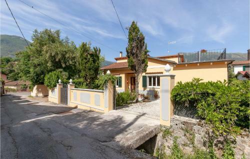 Awesome Home In Camaiore With Wifi And 3 Bedrooms