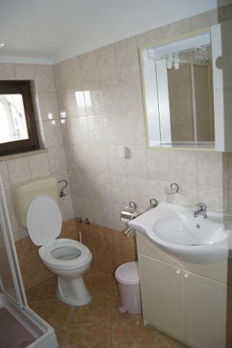 Apartmani Popovi?