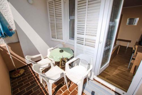 Apartment In Porec/istrien 33166