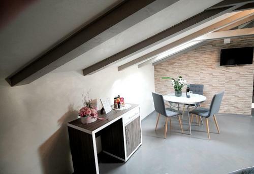 Hostal Alessio Premium Rooms