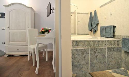 Hostal All'operetta Di Cagliari